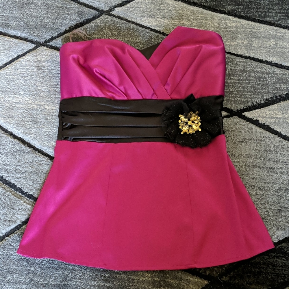 Fancy strapless blouse